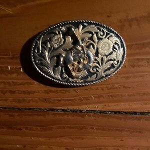Vintage HORSE HORSES Cowboy Western Floral Oval Metal black & gold belt buckle